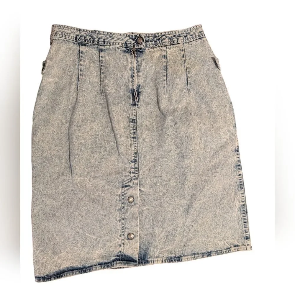 Vintage 80s women's acid wash denim skirt made‎ in Italy